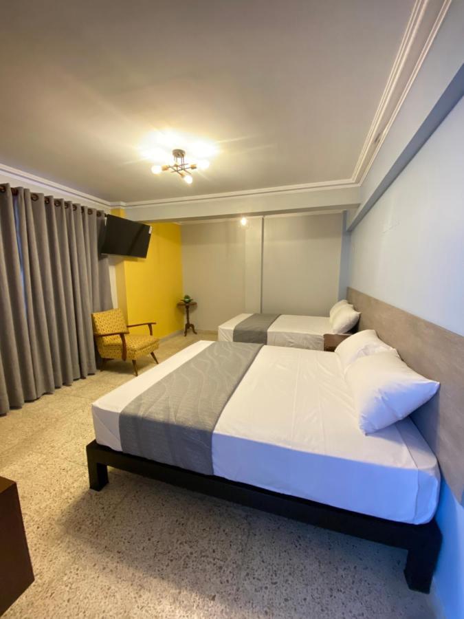 Izza Hotel Кочабамба Экстерьер фото