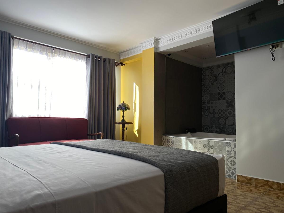 Izza Hotel Кочабамба Экстерьер фото