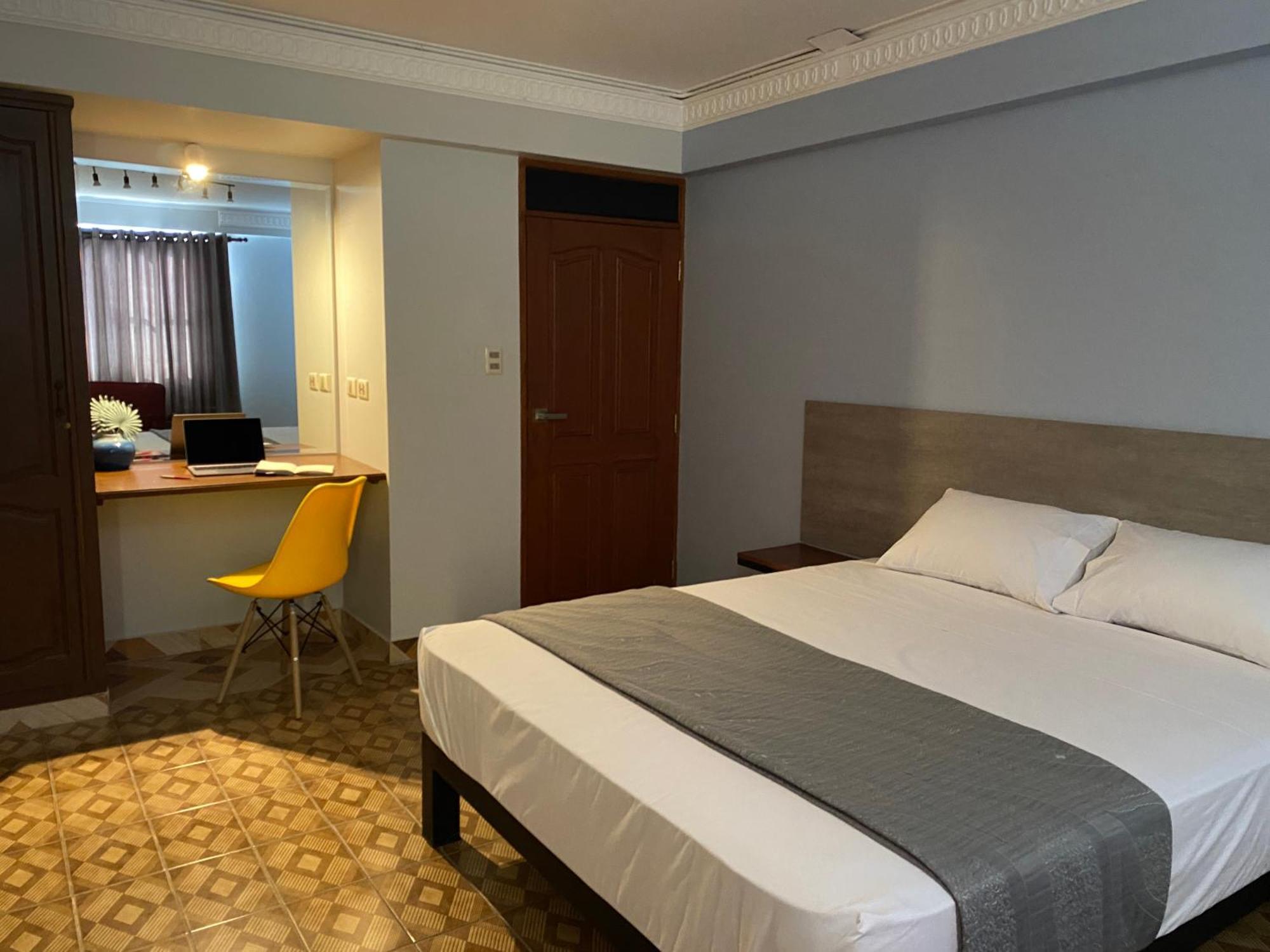 Izza Hotel Кочабамба Экстерьер фото