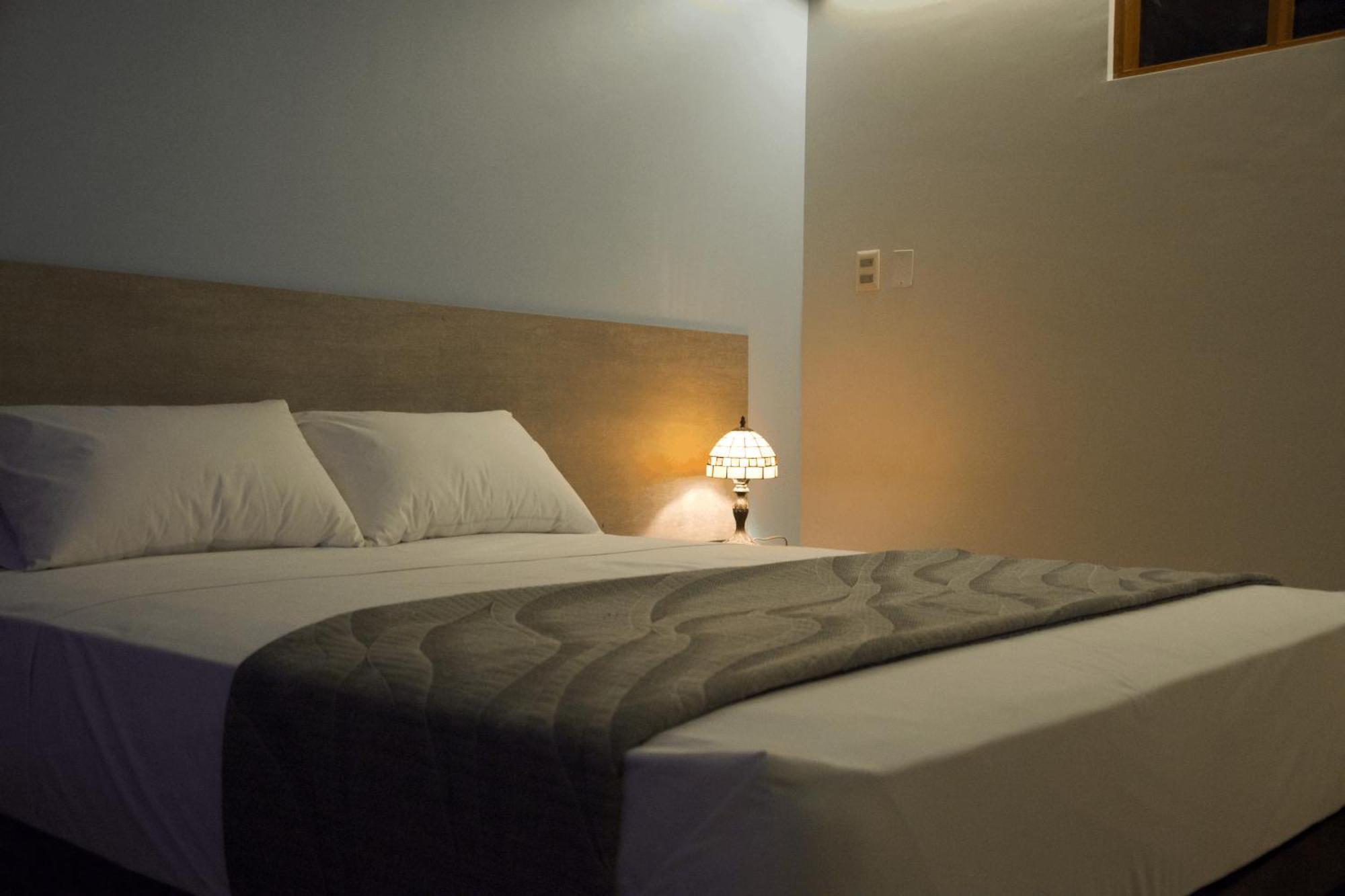 Izza Hotel Кочабамба Экстерьер фото