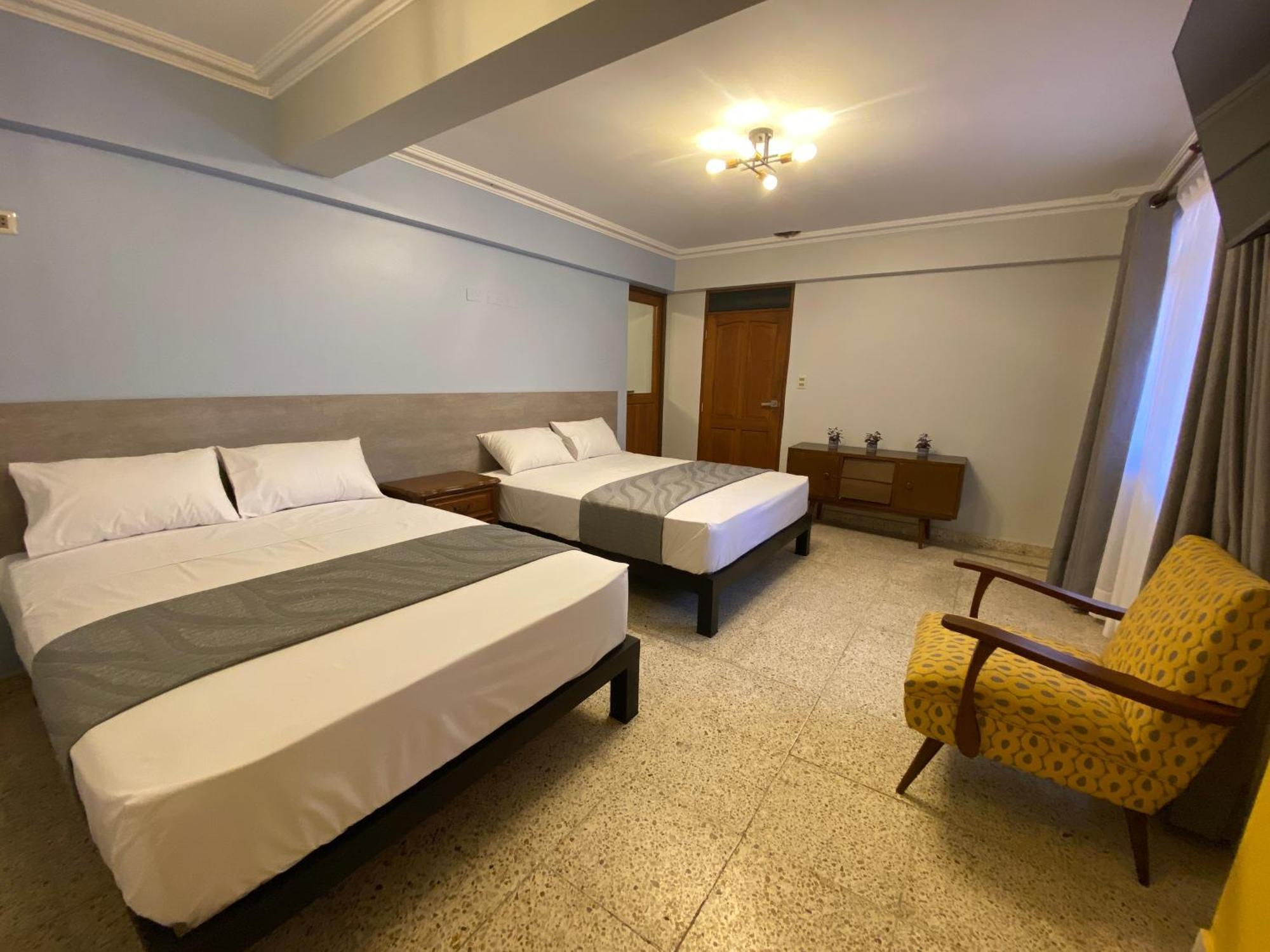 Izza Hotel Кочабамба Экстерьер фото